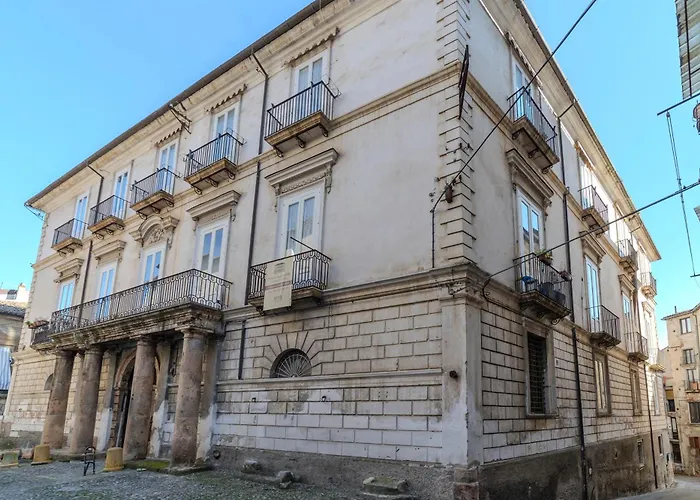 Dimora Storica Giostra Vecchia - Palazzo Grisolia 1809 Cosenza